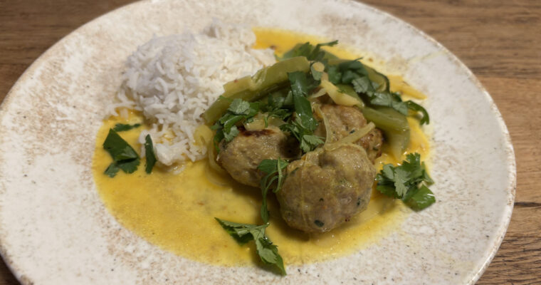 Boulettes de poulet au curry rouge (les fameuses boulettes de Mam’s)